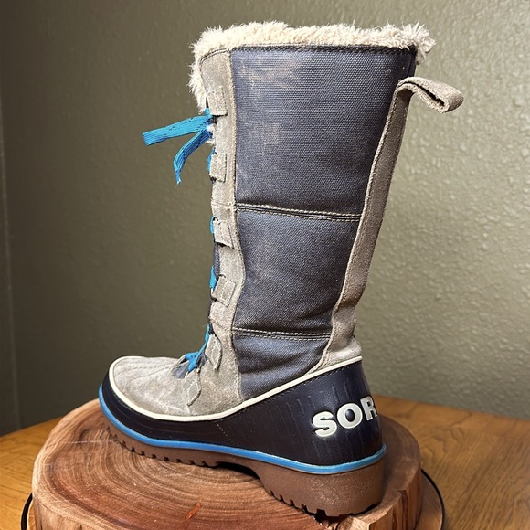 SOREL Women's Tivoli High II Winter Boots - Picture 8 of 15